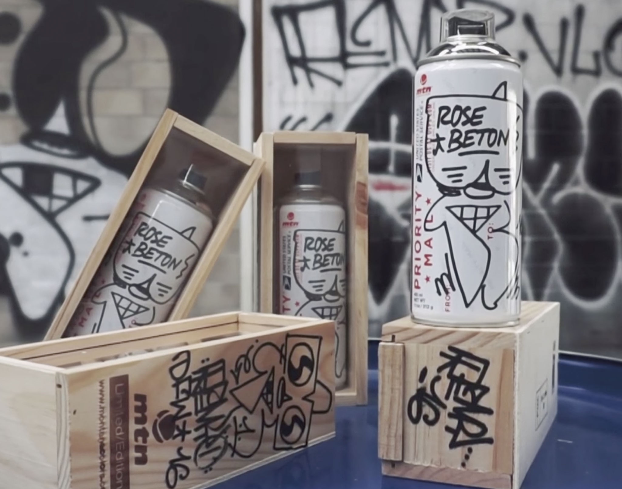Basquiat, Keith Haring, André Saraiva Spray Paint Cans
